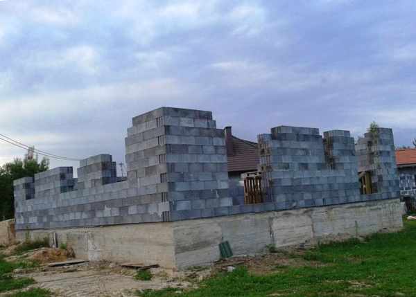 Изображение: блоки керамзитобетонные (490х200х240) строительные термокомфорт щелевые (на под.60шт) в #REGION_NAME_DECLINE_PP#